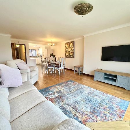 3 Bedroom House - سانداوْن المظهر الخارجي الصورة